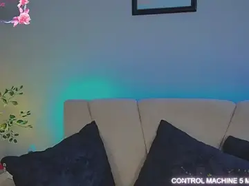 Cloe_martinezz_  live sex cam