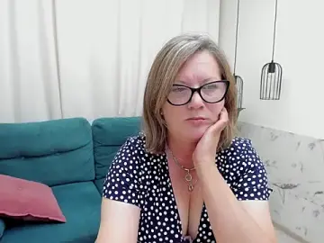 LeaPure  live sex cam