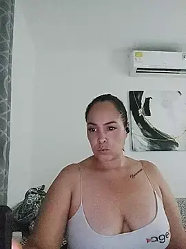 Miss_Agatha  live sex cam