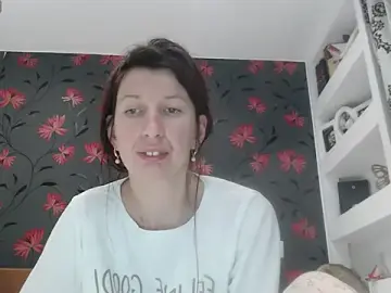 RosieHayes  live sex cam