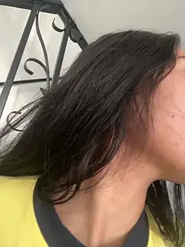 ALMA-11  live sex cam