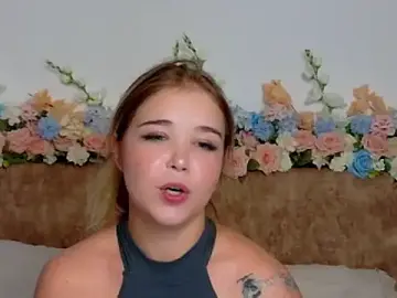 Lilith_Bonheur  live sex cam