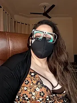 SEXY-Sardarni  live sex cam