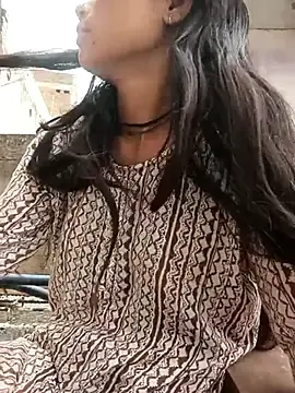 Sonali_-Bendre  live sex cam