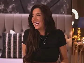 StephieRouse  live sex cam