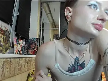 WatsonMi  live sex cam
