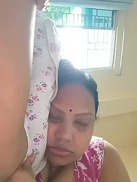 Deepika_padukoni44  live sex cam