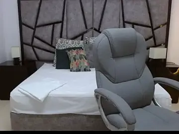 Sophia_hadid  live sex cam