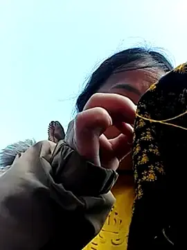 Suka-bibi  live sex cam