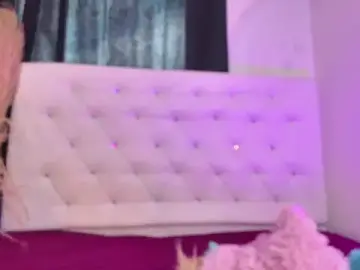 Tatixxxvega  live sex cam