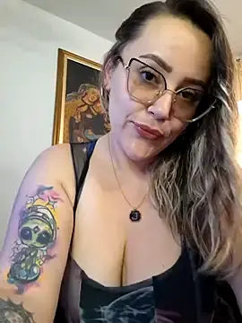 CurvyLust_x  live sex cam