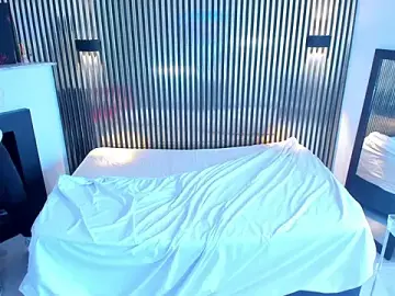 LuluBerry_  live sex cam