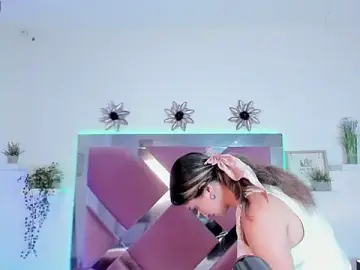 TiffanyHoustton  live sex cam