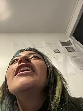 Baby_akuma  live sex cam
