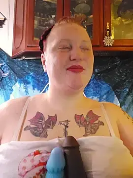 Buxombosums  live sex cam