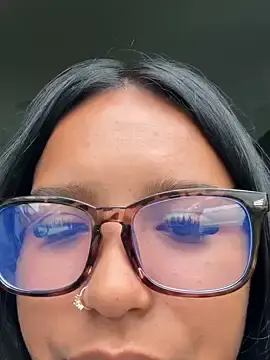 Nellysn97  live sex cam