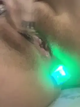 Belaarmelindah  live sex cam