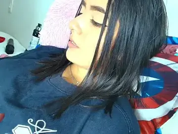 Danae_999  live sex cam