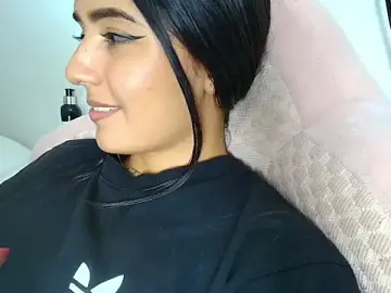 Danae_999  live sex cam