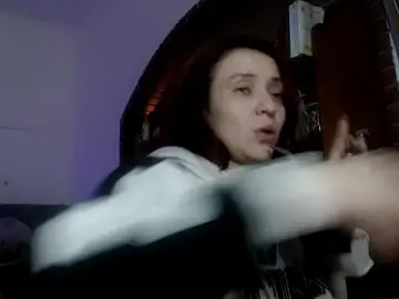 Porkigiirl  live sex cam