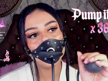 SoffiQueen  live sex cam