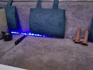 Blackcat142  live sex cam