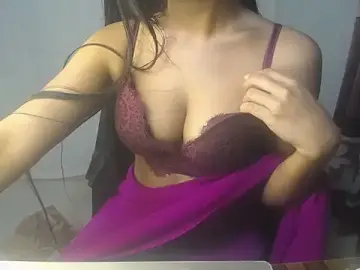 Henakhan32  live sex cam