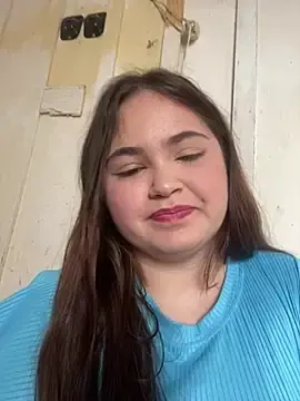 Kitty_hottt  live sex cam