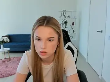 BreannBakker  live sex cam
