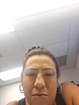Erotic_nayma  live sex cam