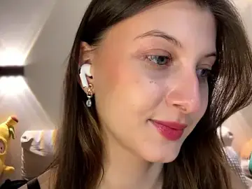 LouiseChavez  live sex cam