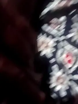 Raisha77  live sex cam