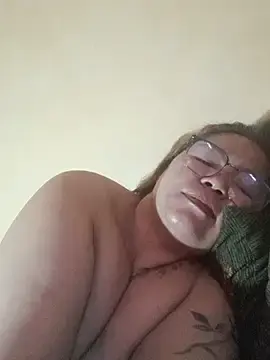 Loriepinay46  live sex cam
