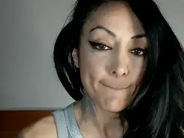 Miatemptress69  live sex cam