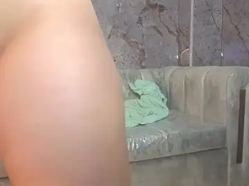Rox_luxury_tf  live sex cam