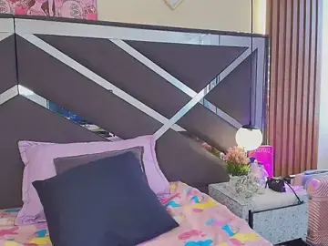 Bratz_x  live sex cam