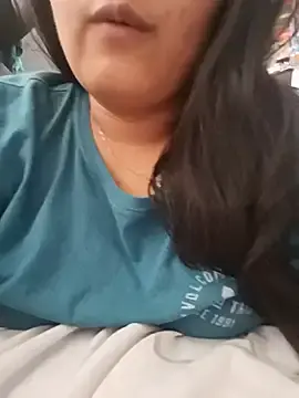 Mvi28  live sex cam
