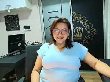 TiffanyyWilson  live sex cam
