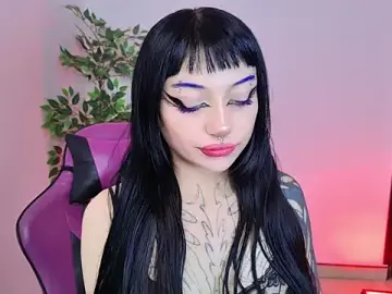 Catipetite  live sex cam