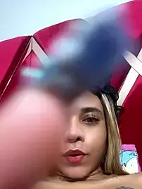 Roxana_cartagena  live sex cam
