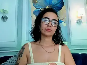 Sarah_sluty  live sex cam