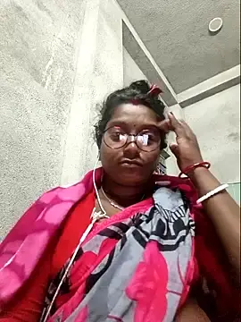 Vipmonalisha  live sex cam