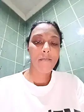 Indian-Hottie001  live sex cam