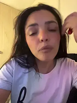 LaraDanverss  live sex cam