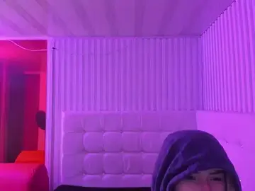 Mantis_winee  live sex cam