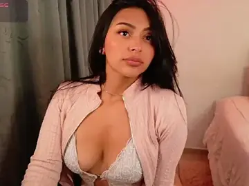 Melaniie01  live sex cam