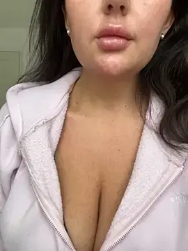Magical_mia  live sex cam