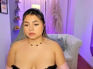 Emily-smiith  live sex cam