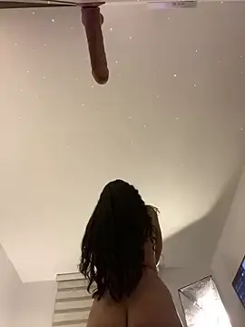 KateVailXO  live sex cam