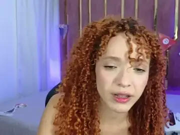 Kiaralovee26  live sex cam